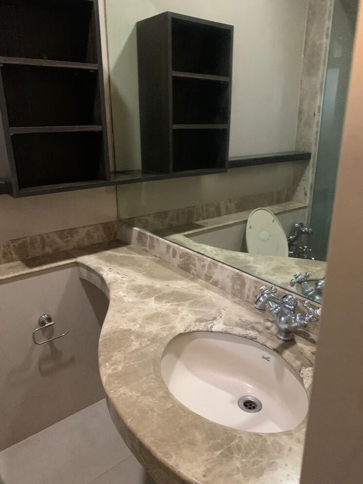 Bathroom, raheja-tipco-heights 2 Bedroom 900 Sq.Ft. Apartment In Malad East Mumbai 7784987