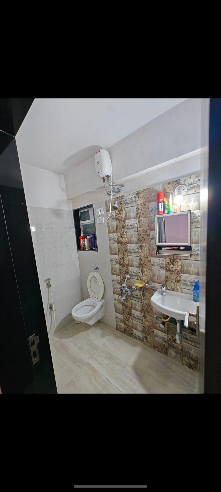 Bathroom, kamala-enclave 1 Bedroom 400 Sq.Ft. Apartment In Borivali West Mumbai 7785060
