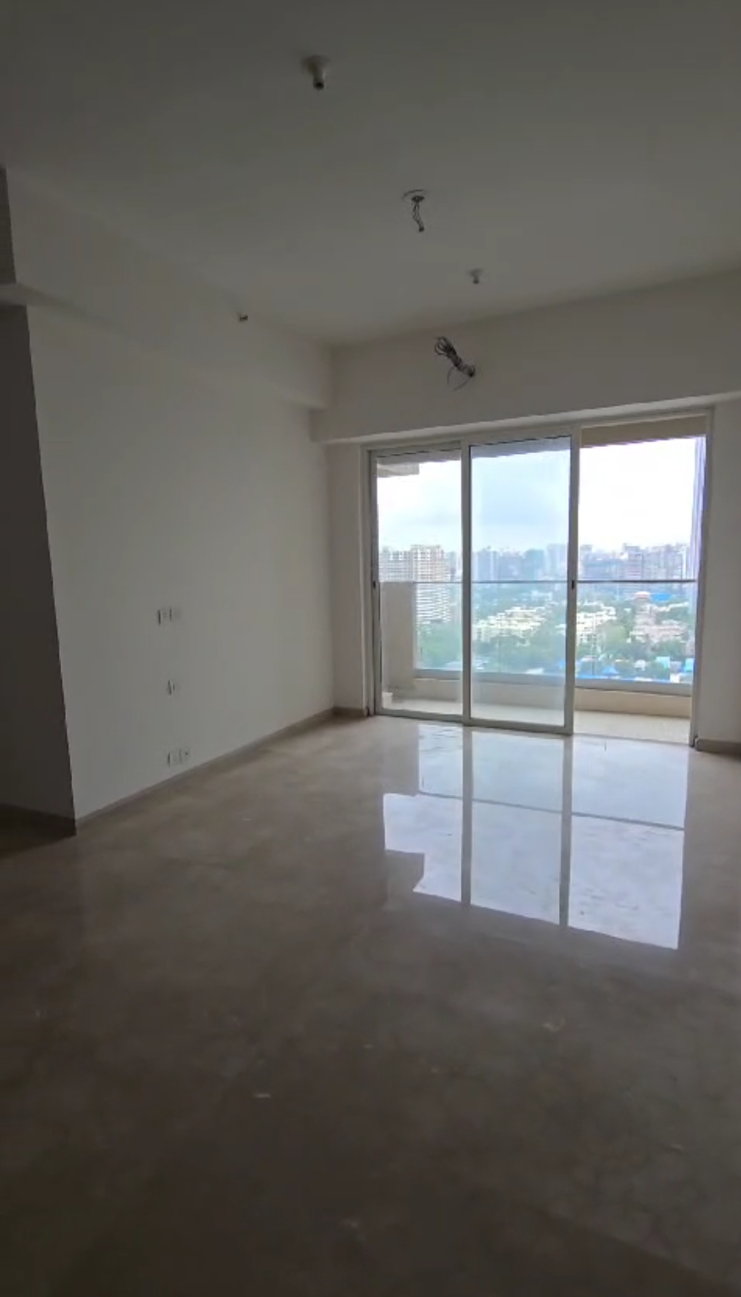 2 BHK Apartment For Sale in Kalpataru Radiance