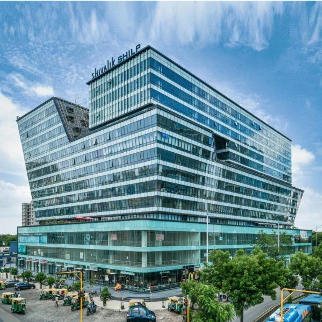 Commercial Office Space 540 Sq.Ft. For Rent in Sg Highway Ahmedabad  7724046