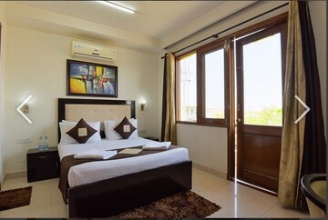 Bedroom in 2 BHK Apartment at Proview Shalimar City Phase II, Shalimar Garden – for Sale
