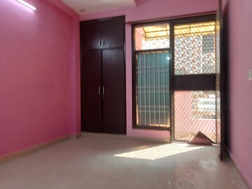 Room in 3 BHK Builder Floor at Mahavir Enclave 1 – for Sale