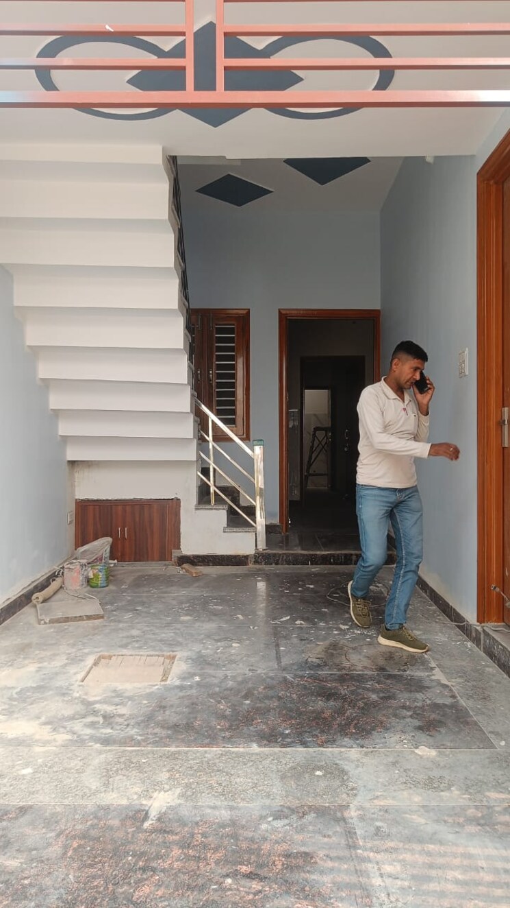 Room, ganga nagar 3 Bedroom 122 Sq.Yd. Independent House In Ganga Nagar Meerut 7785583