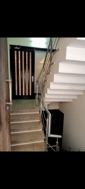 Staircase in 6+ BHK Independent House at Ansal Sushant Lok I, Sector 43 – for Sale