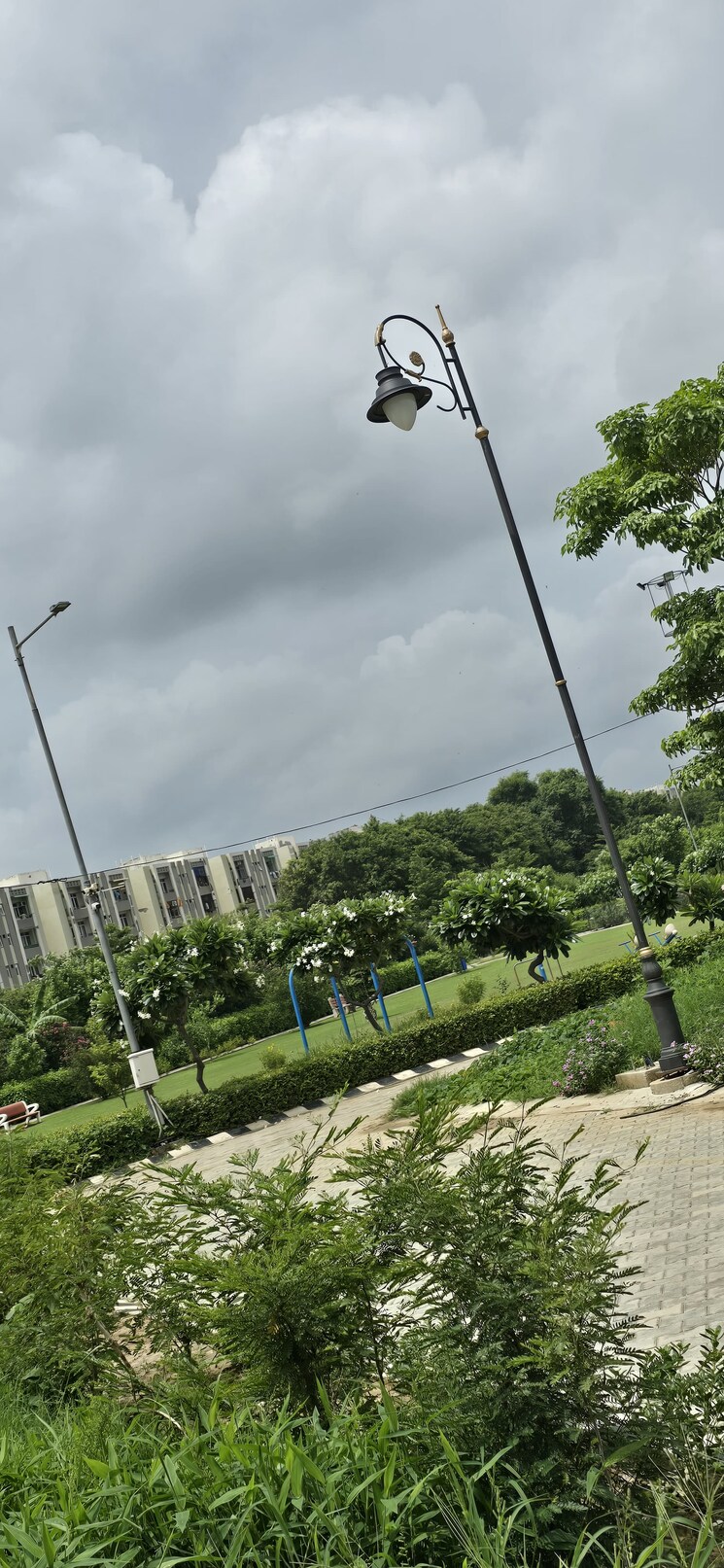 Garden, wave-floors 2.5 Bedroom 1284 Sq.Ft. Apartment In Mahurali Ghaziabad 7785776