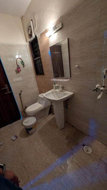 Bathroom in 2 BHK Apartment at Sector 16 Greater Noida – for Sale