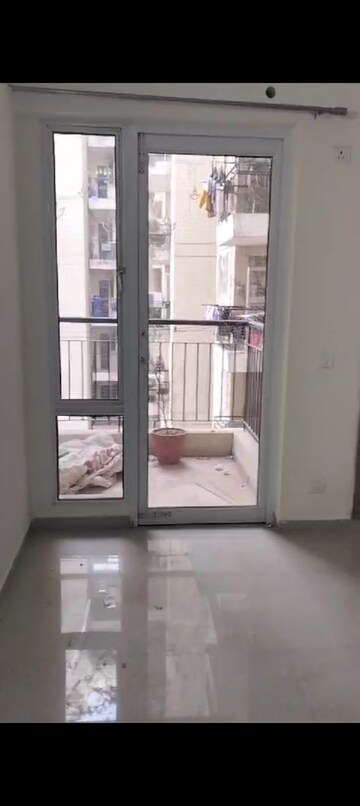 Room in 2 BHK Apartment at MCC Signature Heights, Raj Nagar Extension – for Sale