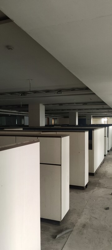 Commercial Office Space 14000 Sq.Ft. For Rent in Prahlad Nagar Ahmedabad  7786086