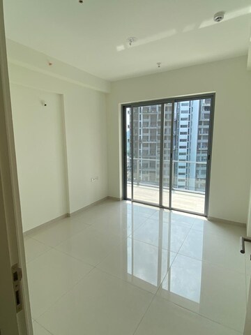 Room in 3 BHK Apartment at Kalpataru Jade Residences, Baner – for Sale