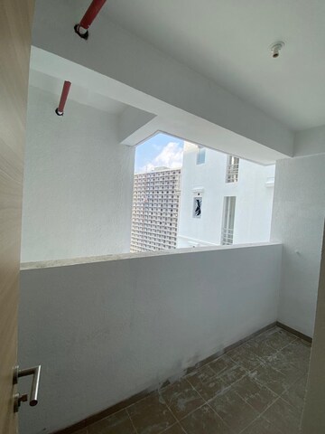 Bathroom in 3 BHK Apartment at Kalpataru Jade Residences, Baner – for Sale
