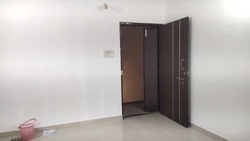 Room in 1 BHK Apartment at Sethia Green View, Goregaon West – for Sale