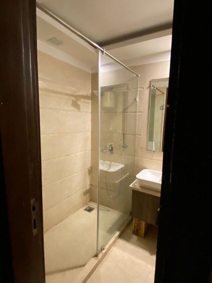 Bathroom, nimbus-the-golden-palm 2 Bedroom 945 Sq.Ft. Apartment In Sector 168 Noida 7786212