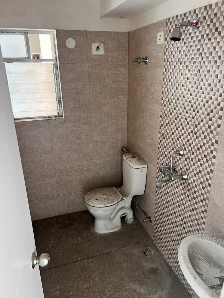 Bathroom, rajat-avante 2 Bedroom 875 Sq.Ft. Apartment In Joka Kolkata 7786303
