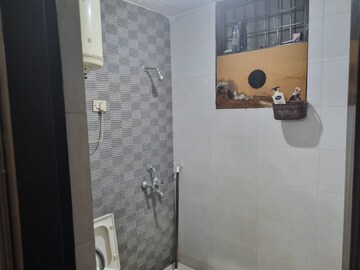 Bathroom in 3 BHK Builder Floor at Uppal Southend, Sector 49 – for Sale