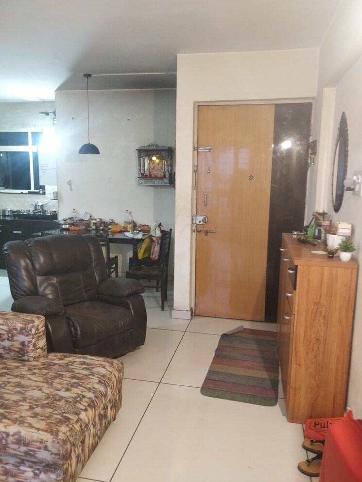 Living Room, bunty-mayur-kilbil 2 Bedroom 950 Sq.Ft. Apartment In Dhanori Pune 7786313