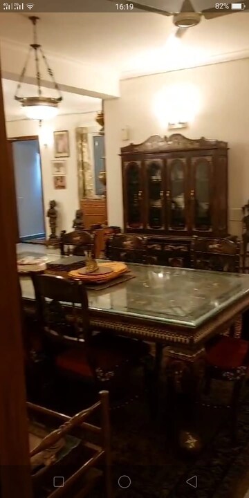 4 BHK Builder Floor For Sale in Chanakyapuri