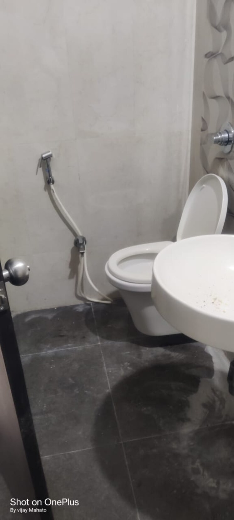 Bathroom, hdil-metropolis-residences 3 Bedroom 1631 Sq.Ft. Apartment In Andheri West Mumbai 7786444