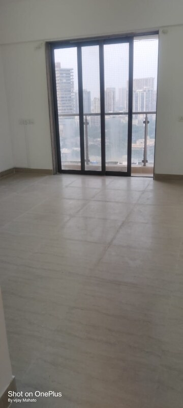 Master Bedroom in 3 BHK Apartment at HDIL Metropolis Residences, Andheri West – for Rent