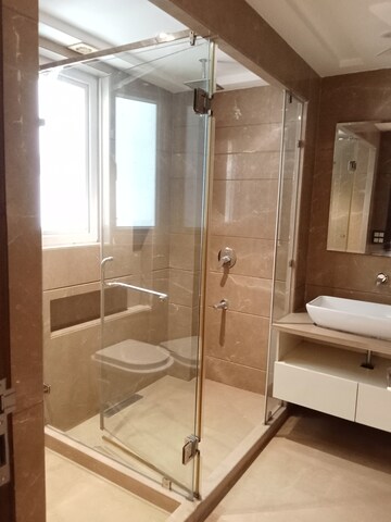 Bathroom in 4 BHK Builder Floor at Green Park – for Sale