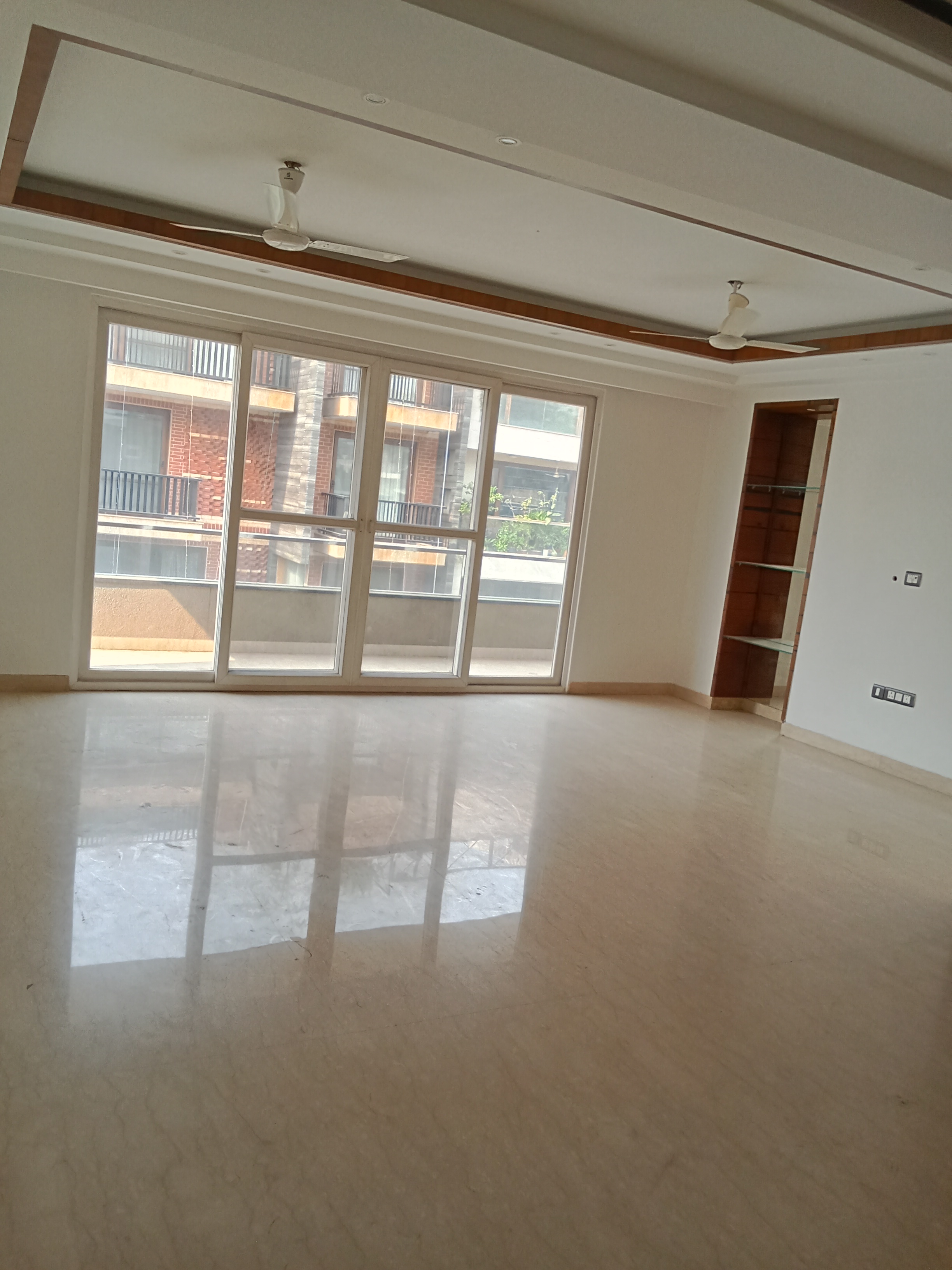 4 BHK + Servant Room,Extra Room Builder Floor For Sale in Green Park