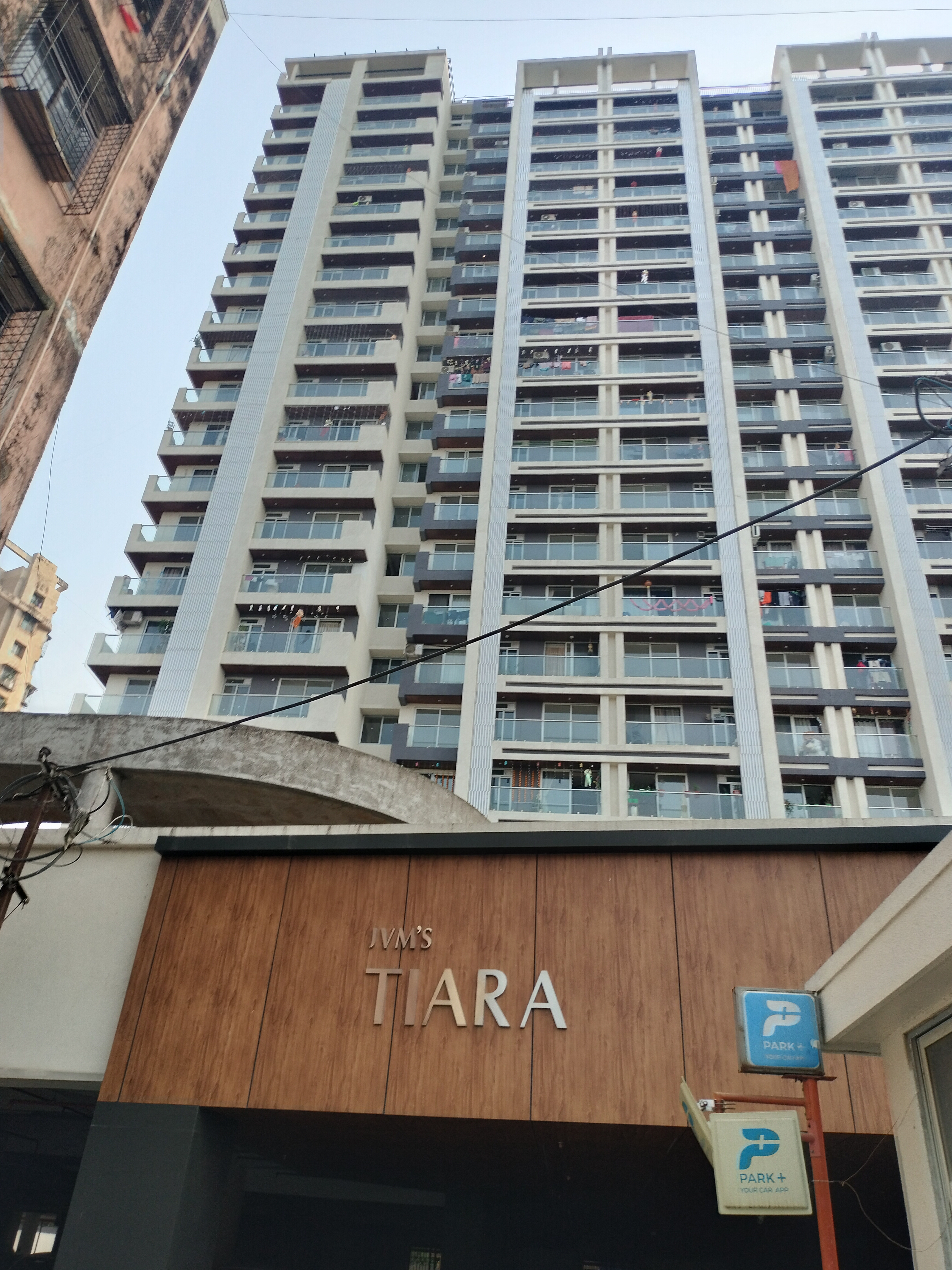 1 BHK 600 Sq.Ft. Apartment in JVM Tiara