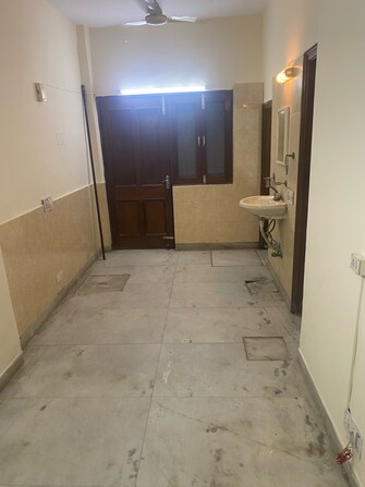 2 BHK Builder Floor For Rent in Shivalik Colony Delhi  7786617