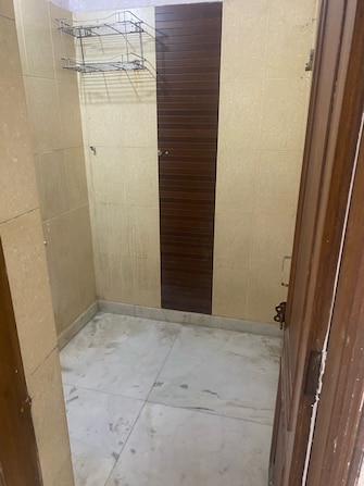 2 BHK Builder Floor For Rent in Shivalik Colony Delhi  7786617