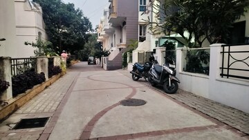 Parking in 4 BHK Independent House at Jubilee Hills – for Sale
