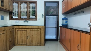 Room in 4 BHK Independent House at Jubilee Hills – for Sale