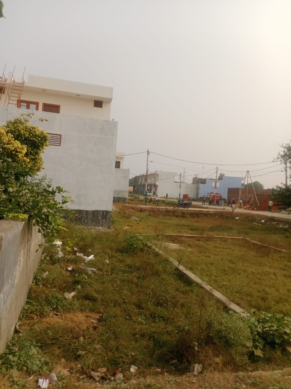 Plot For Sale in Krishna Enclave Kila Road
