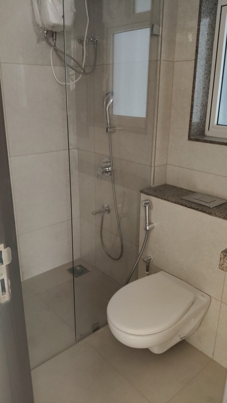 Bathroom, lnt-veridian 2 Bedroom 650 Sq.Ft. Apartment In Powai Mumbai 7786940