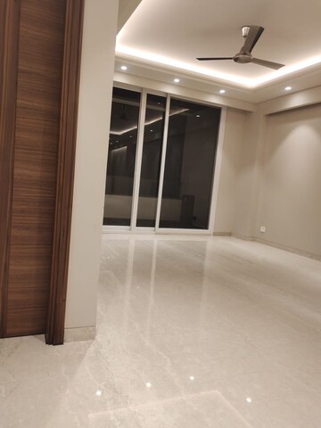 Building Lobby in 4 BHK Builder Floor at Kailash Colony – for Sale