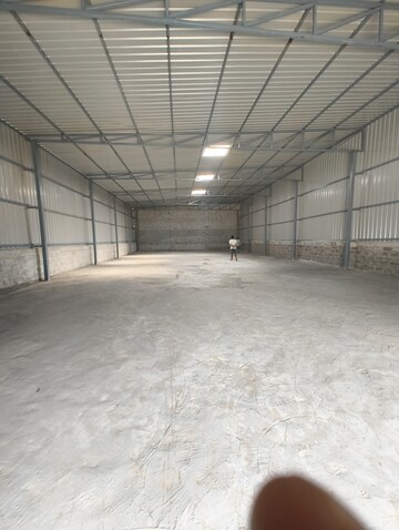 Parking in  Warehouse at Mansarovar – for Rent