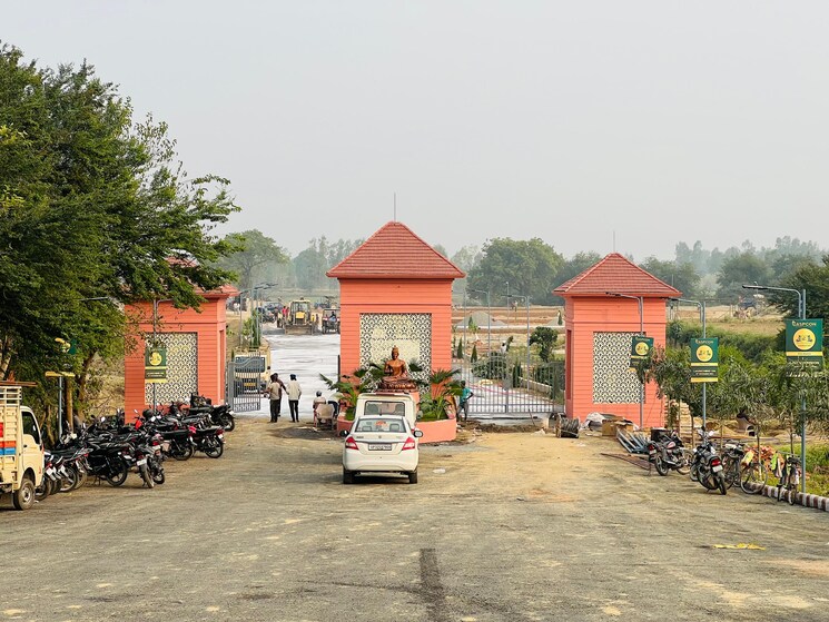 Listing Cover Image