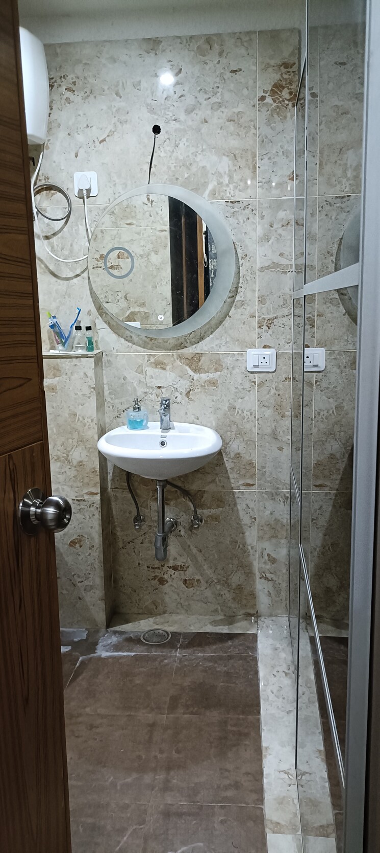 Bathroom, dwarika-raj-garden-city 4 Bedroom 194 Sq.Yd. Apartment In Raj Nagar Extension Ghaziabad 7787214