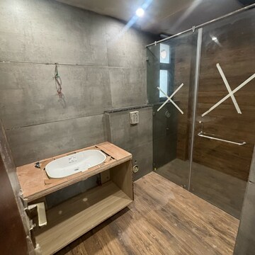 Bedroom in 3 BHK Builder Floor at Hauz Khas – for Sale