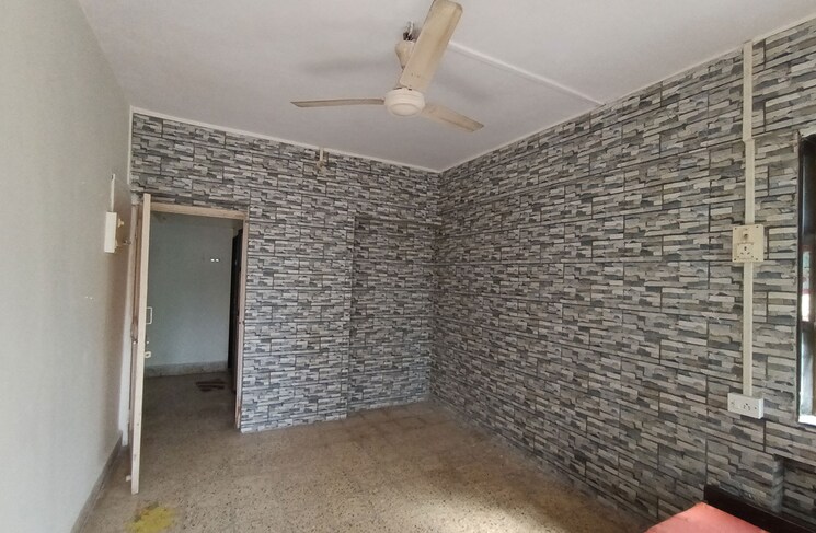 Room, malad west Pg For Boys In Malad West 7787506