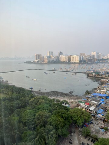 Master Bedroom in 3 BHK Apartment at Cuffe Parade – for Sale