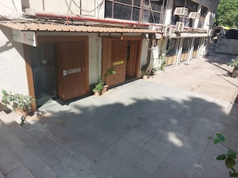 Commercial Warehouse 1950 Sq.Ft. For Resale in Ellisbridge Ahmedabad  7787721