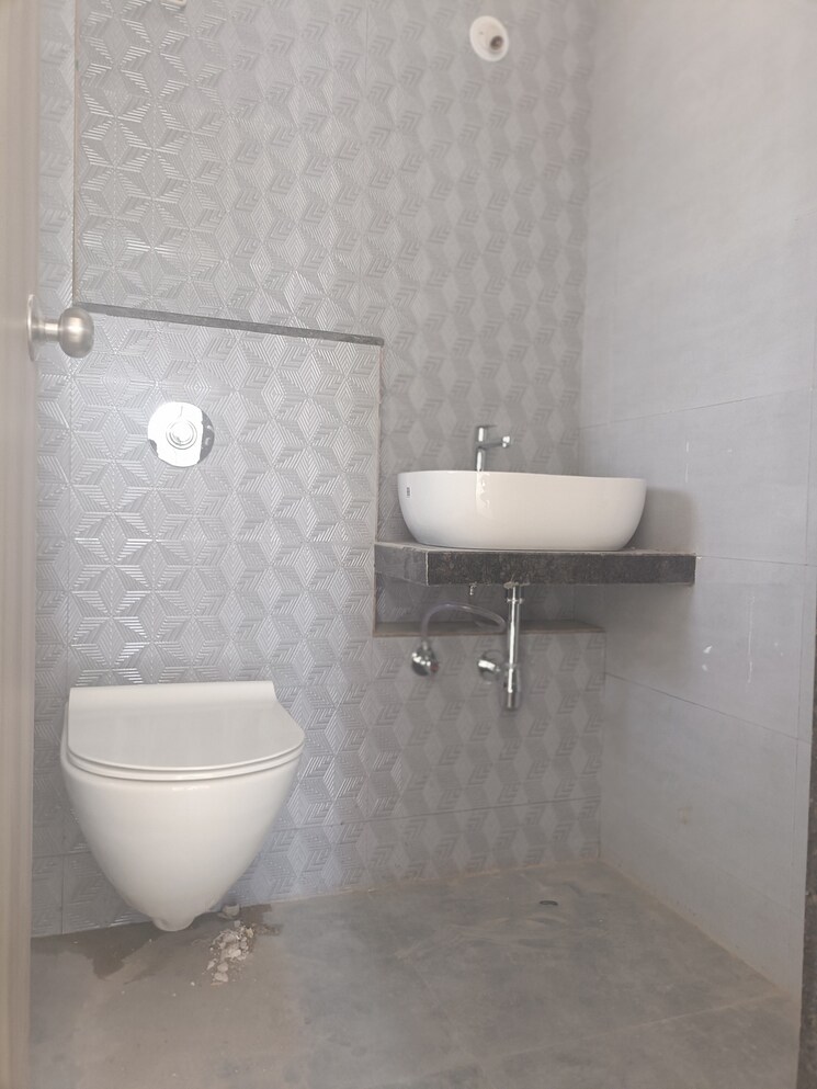 Bathroom, ashar-axis 2 Bedroom 678 Sq.Ft. Apartment In Majiwada Thane 7787920