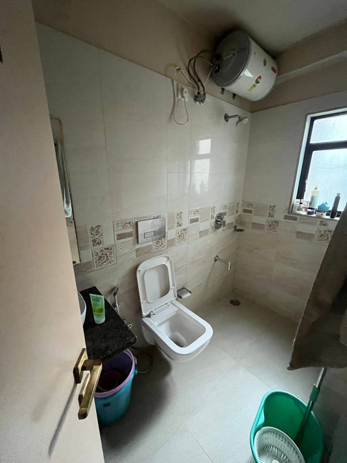 3 BHK + Extra Room Apartment For Sale in Nice Apartment 