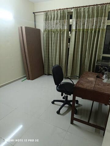Master Bedroom in 2 BHK Apartment at Shree Vardhman Green Court, Sector 90 – for Sale