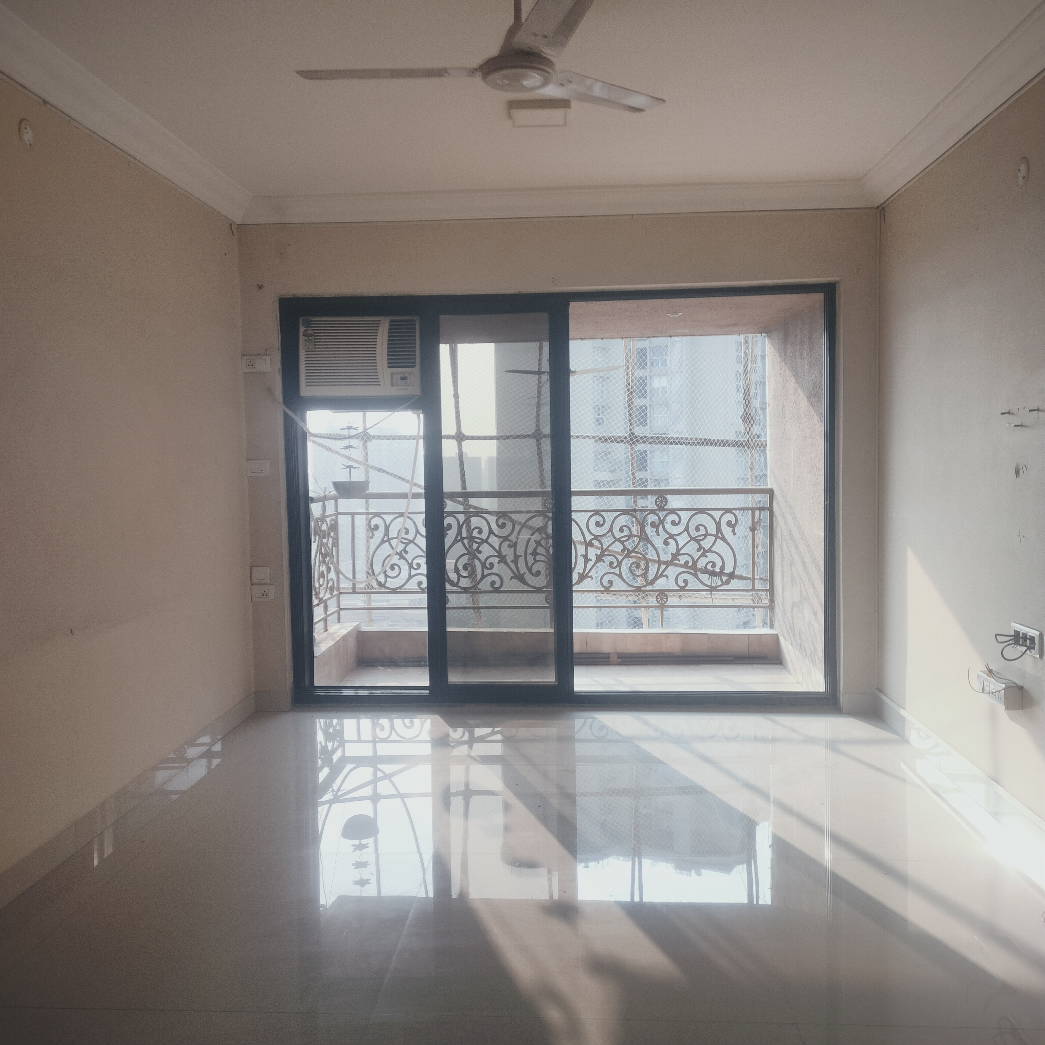 3 BHK 1850 Sq.Ft. Apartment in K Raheja Raheja Classique