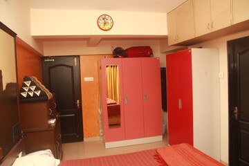 Master Bedroom in 3 BHK Apartment at Mayfair Housing Hillcrest, Vikhroli West – for Sale