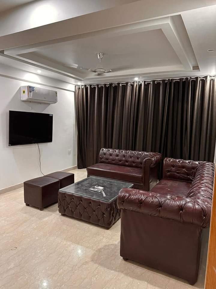 2 BHK + Study Room,Extra Room Builder Floor For Sale in Smart World Gems