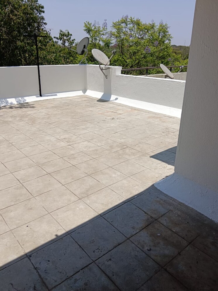 Balcony, rt nagar 3 Bedroom 1620 Sq.Ft. Apartment In Rt Nagar Bangalore 7788173