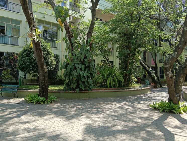 Garden, rt nagar 3 Bedroom 1620 Sq.Ft. Apartment In Rt Nagar Bangalore 7788173