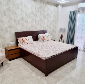 Bedroom in 4 BHK Builder Floor at Ansal API Esencia, Sector 67 – for Rent