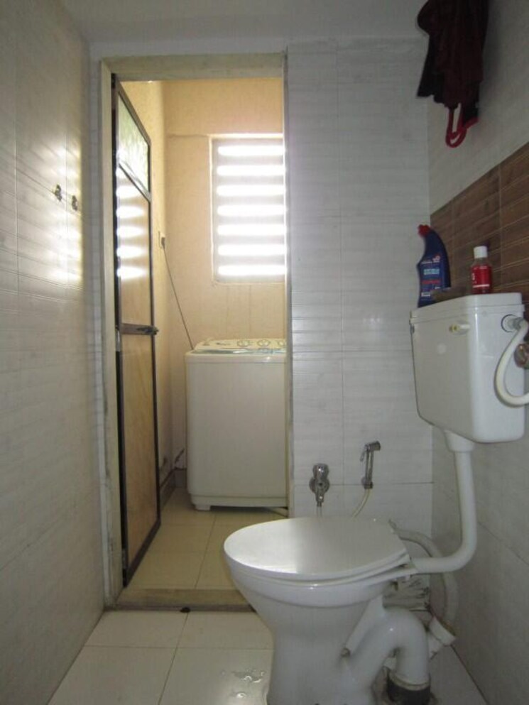Bathroom, pushpanjali-heights 1 Bedroom 550 Sq.Ft. Apartment In Owale Thane 7788624