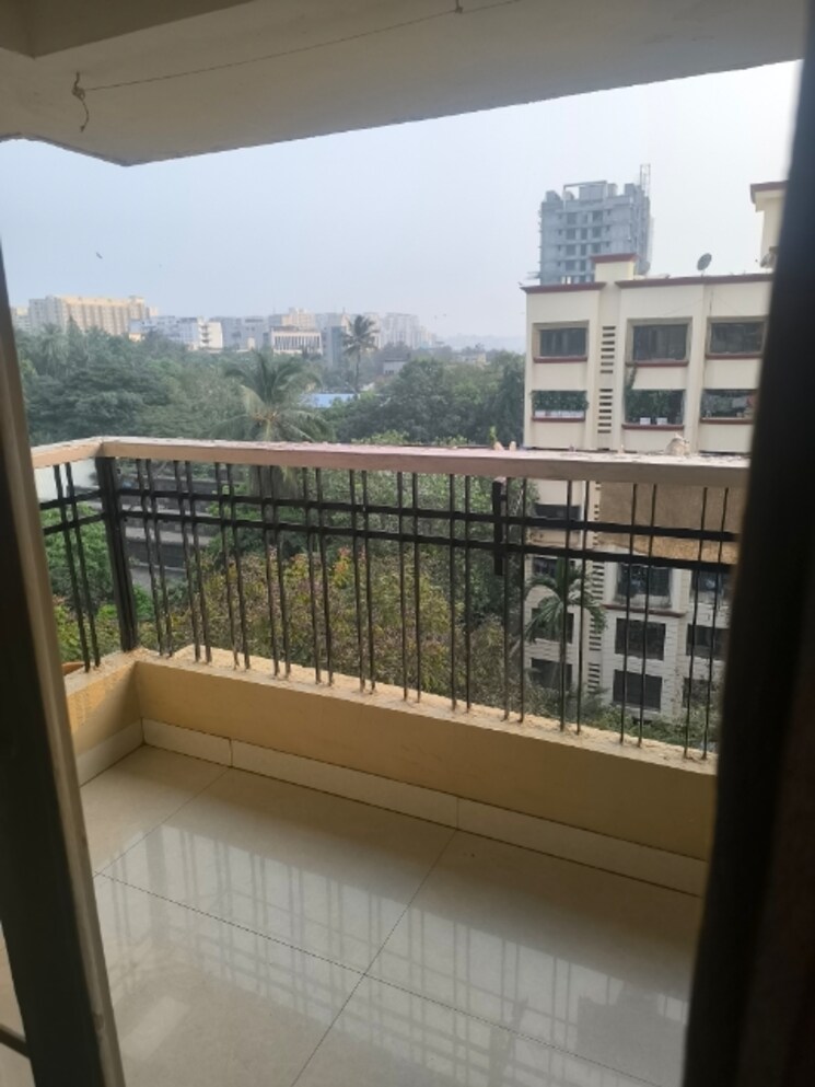 Balcony, k-raheja-vihar 2 Bedroom 600 Sq.Ft. Apartment In Powai Mumbai 7788683